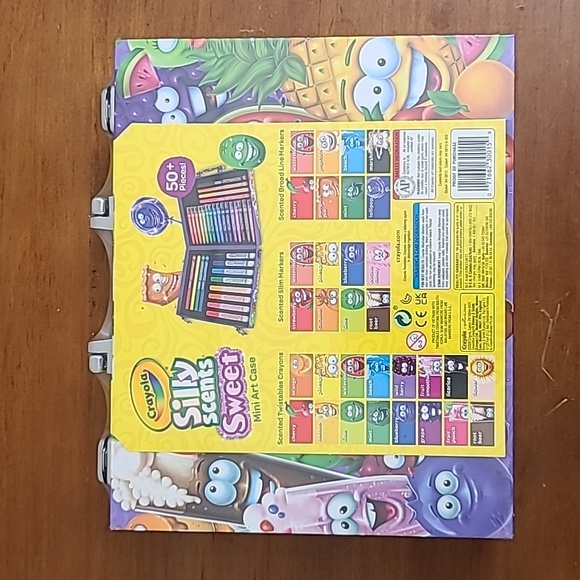 Crayola Art Skills 3pc Children's Coloring Book Marker Crayon Easy Painting Set - Picture 13 of 15